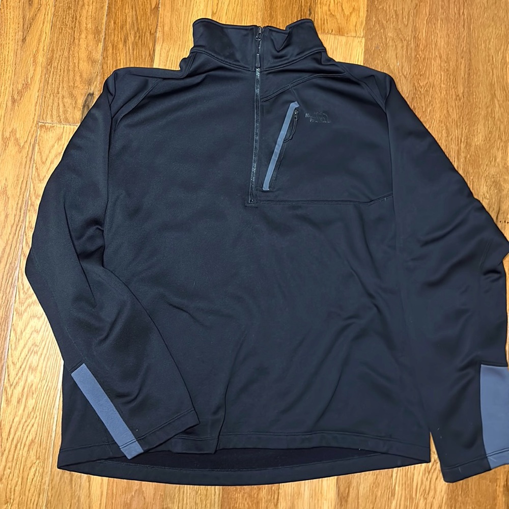 The North Face lightweight men’s pullover